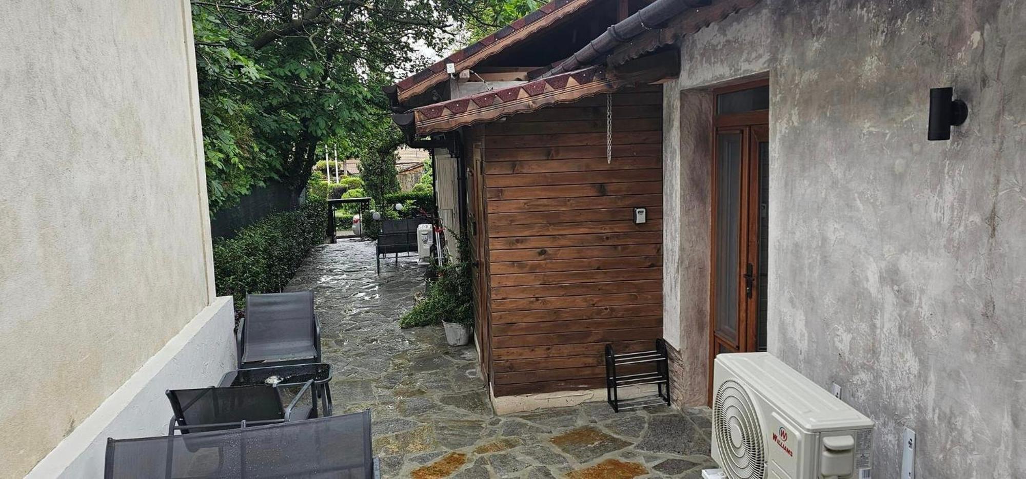Стаи За Гости Лилия Hisarya Exterior photo